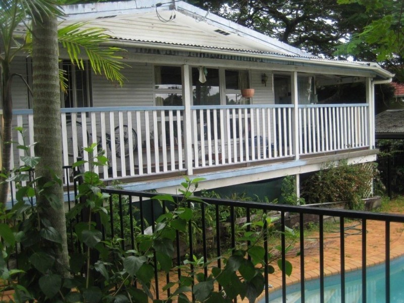 51 Marshall lane, Kenmore QLD 4069