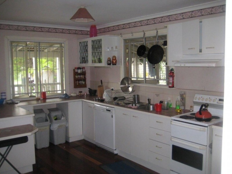 51 Marshall lane, Kenmore QLD 4069