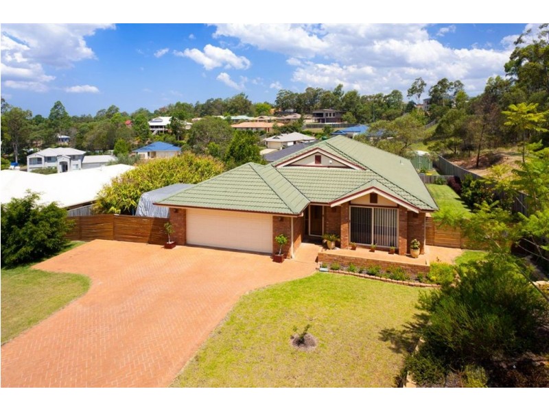 209 Gibson Crescent, Bellbowrie QLD 4070