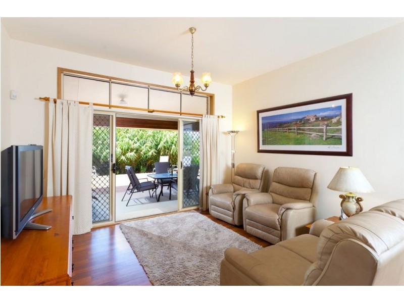 209 Gibson Crescent, Bellbowrie QLD 4070