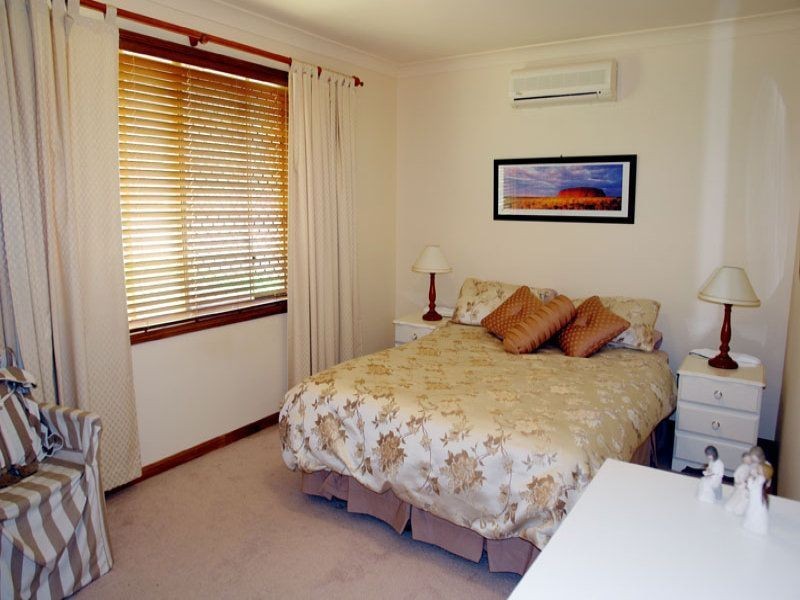 209 Gibson Crescent, Bellbowrie QLD 4070