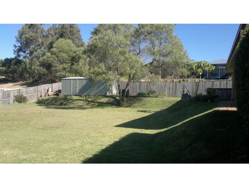 209 Gibson Crescent, Bellbowrie QLD 4070