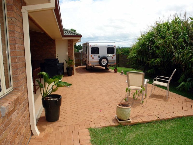 209 Gibson Crescent, Bellbowrie QLD 4070