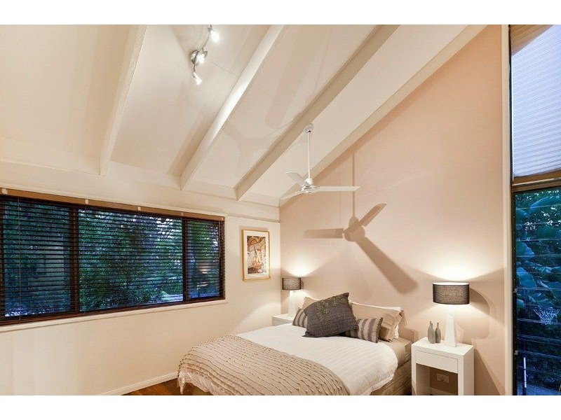 272 Russell Terrace, Indooroopilly QLD 4068