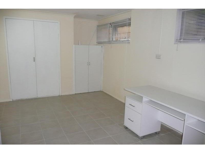 186 Burbong Street, Chapel Hill QLD 4069