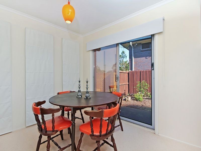 11 Cassandra Street, Chapel Hill QLD 4069