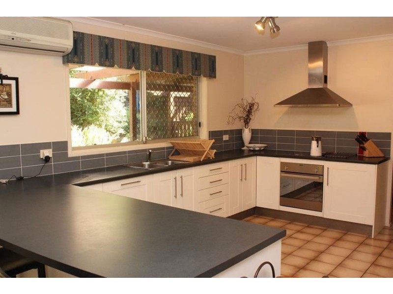 93 Pacey Road, Upper Brookfield QLD 4069