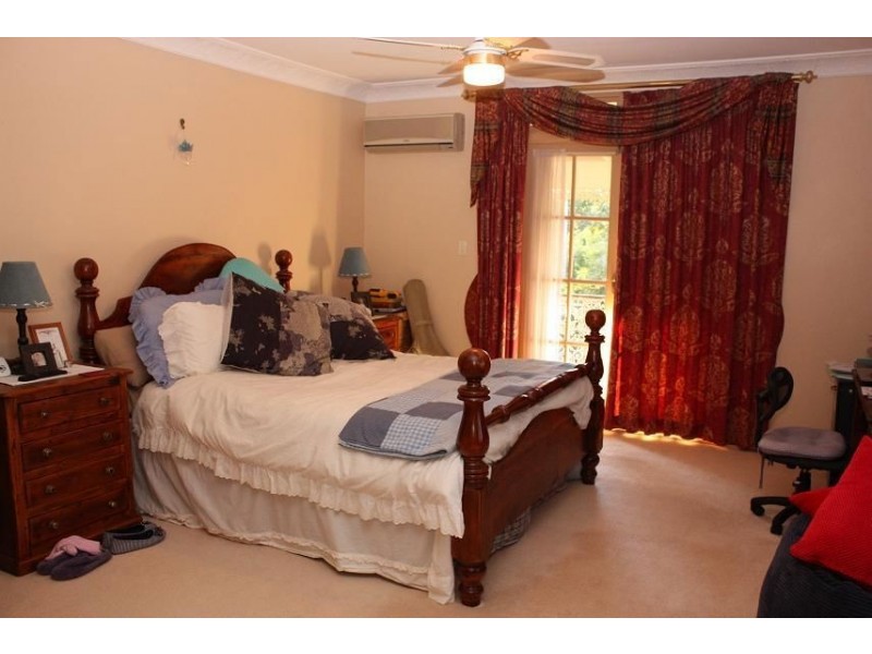 3 Nauria Street, Fig Tree Pocket QLD 4069