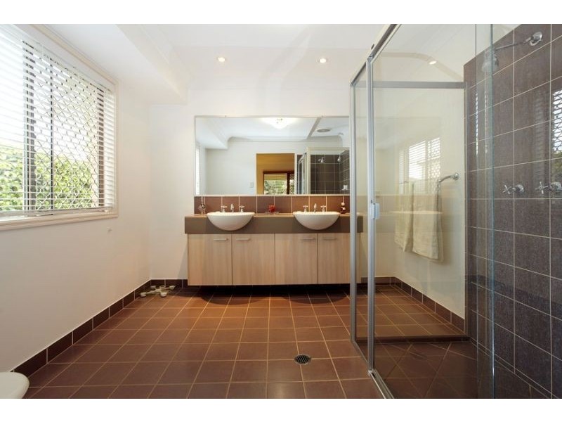 35 Glenwood Place, Moggill QLD 4070