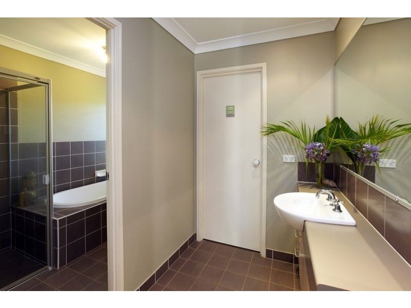 35 Glenwood Place, Moggill QLD 4070