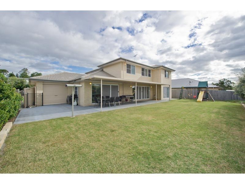 12 Frederick Street, Moggill QLD 4070