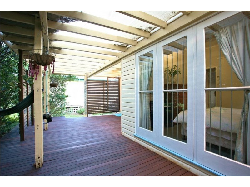 1074 Moggill Road, Kenmore QLD 4069
