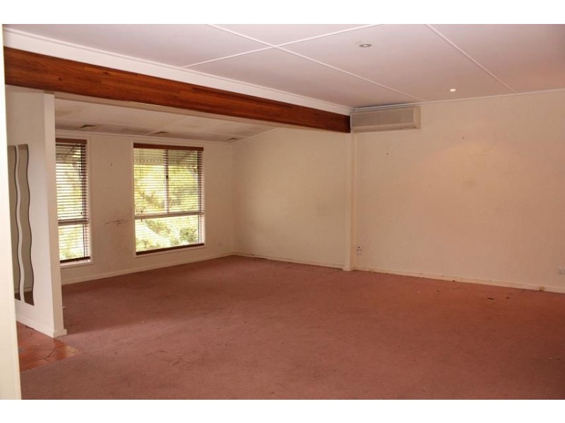 Brookfield QLD 4069