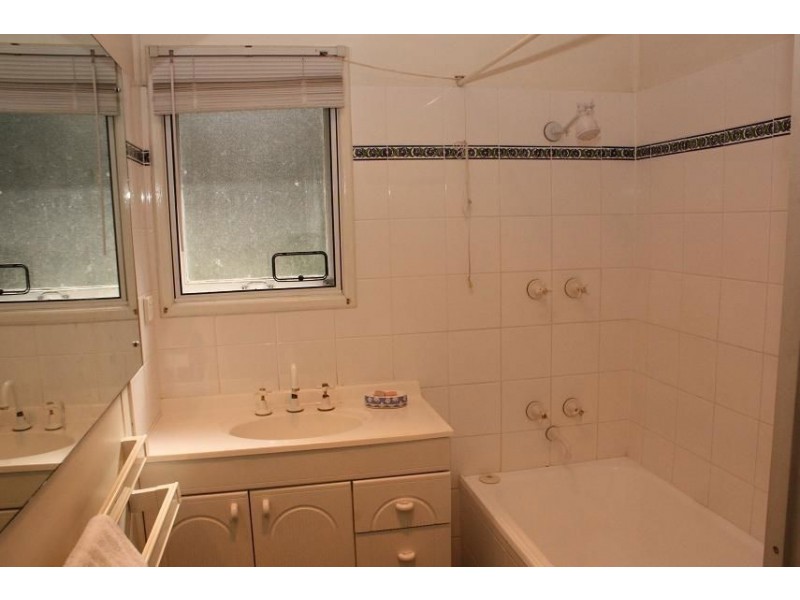 Brookfield QLD 4069