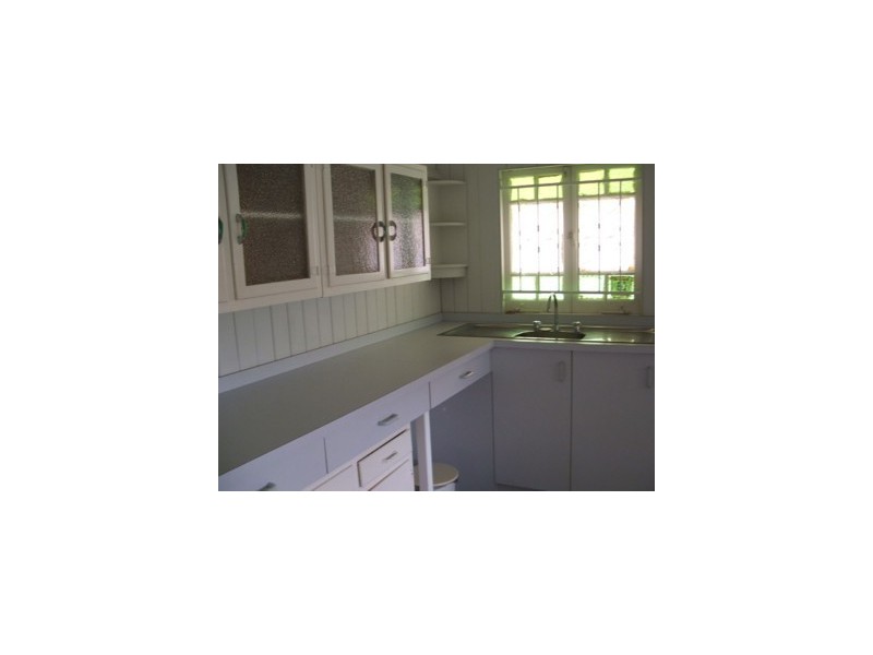 22 Brookfield Rd, Kenmore QLD 4069