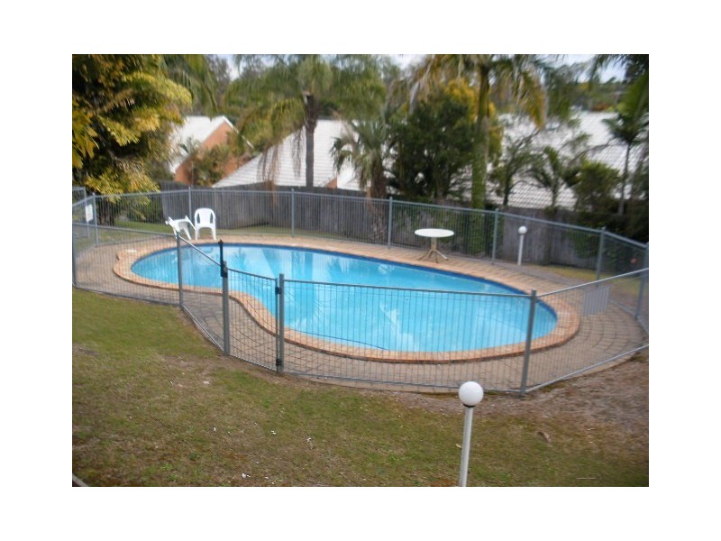 12/67 Brookfield Road, Kenmore QLD 4069