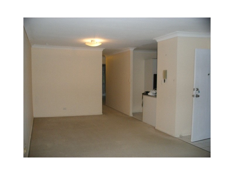 12/67 Brookfield Road, Kenmore QLD 4069