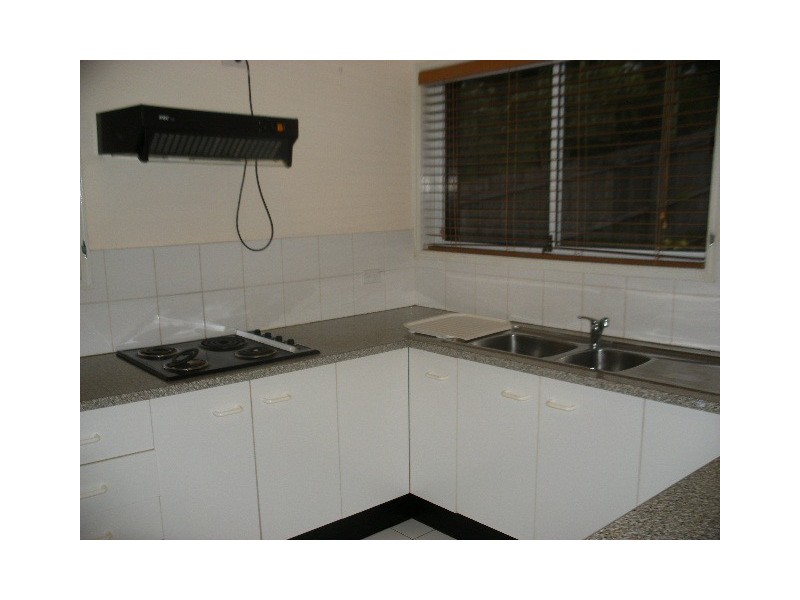 12/67 Brookfield Road, Kenmore QLD 4069