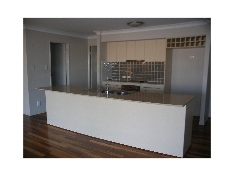 31 Rise Place, Moggill QLD 4070