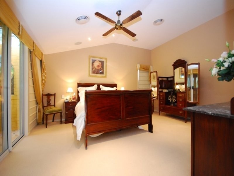 23 Yarawa Street, Kenmore QLD 4069