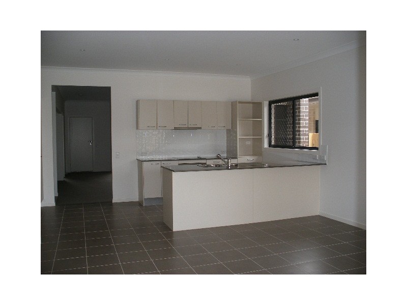 3/98 Joseph Ave, Moggill QLD 4070