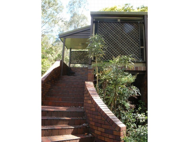 38B Halimah Street, Chapel Hill QLD 4069