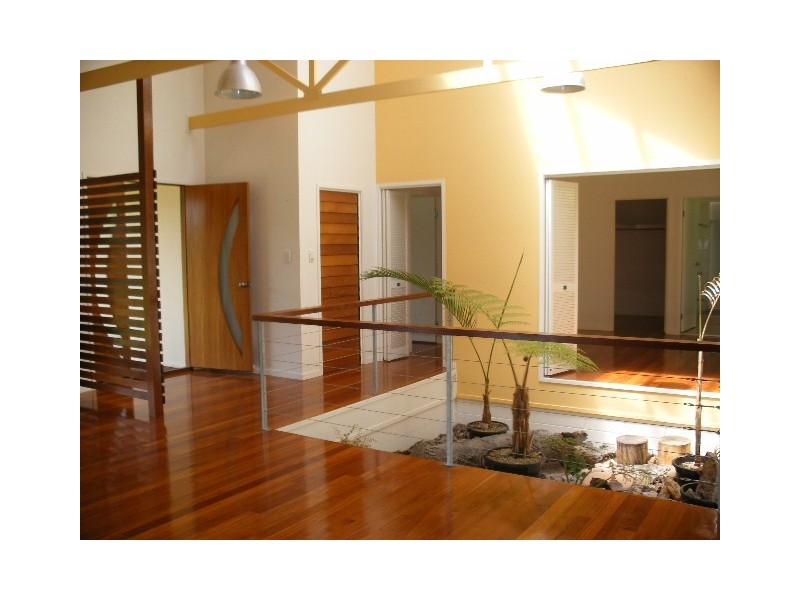 5 Tallowood Drive, Pullenvale QLD 4069