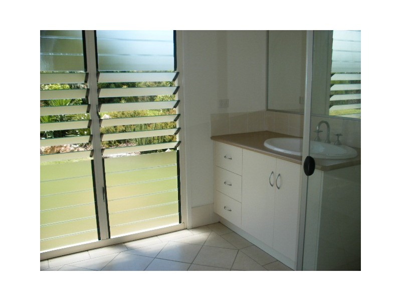 5 Tallowood Drive, Pullenvale QLD 4069