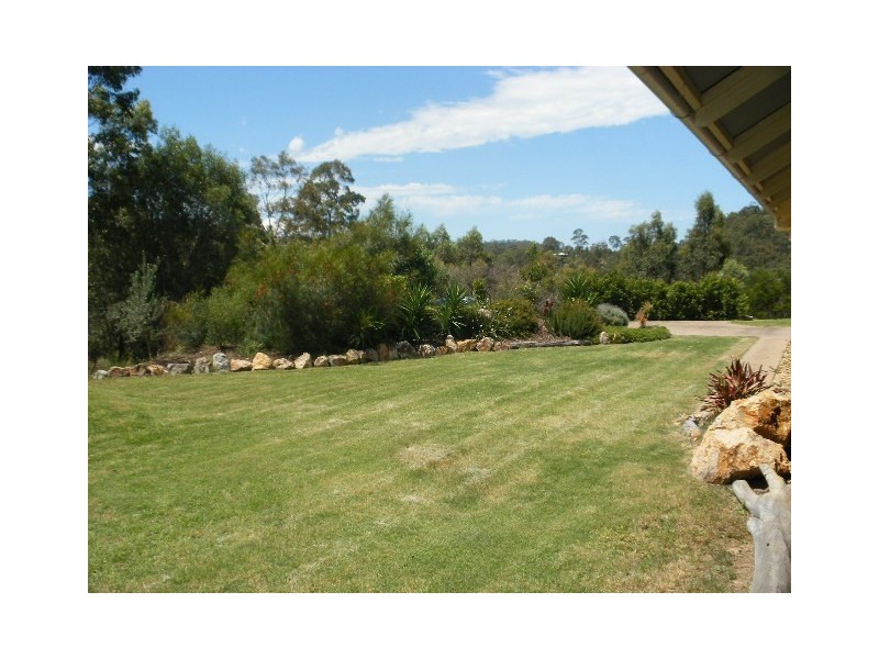 5 Tallowood Drive, Pullenvale QLD 4069