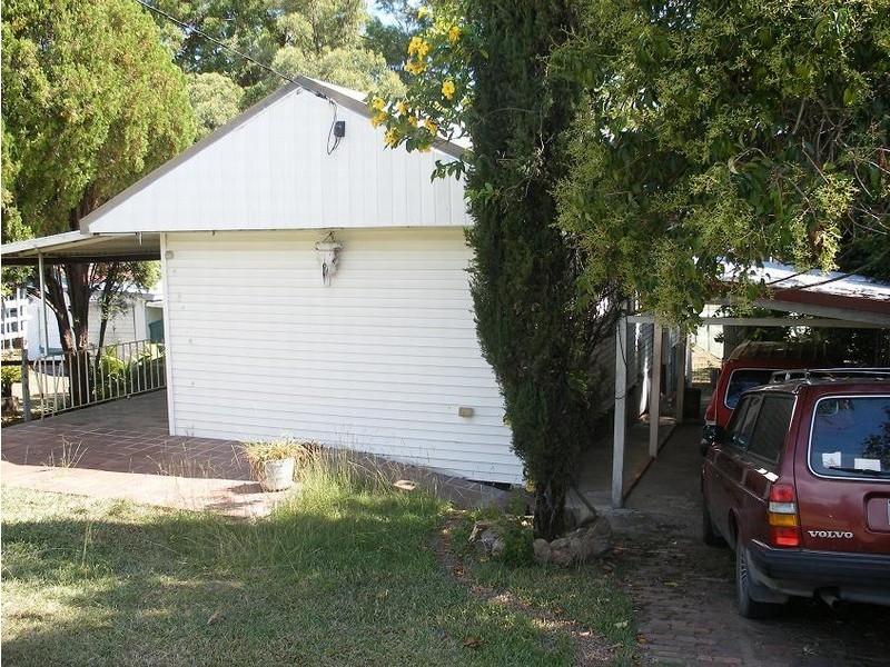 1092 Moggill Road, Kenmore QLD 4069