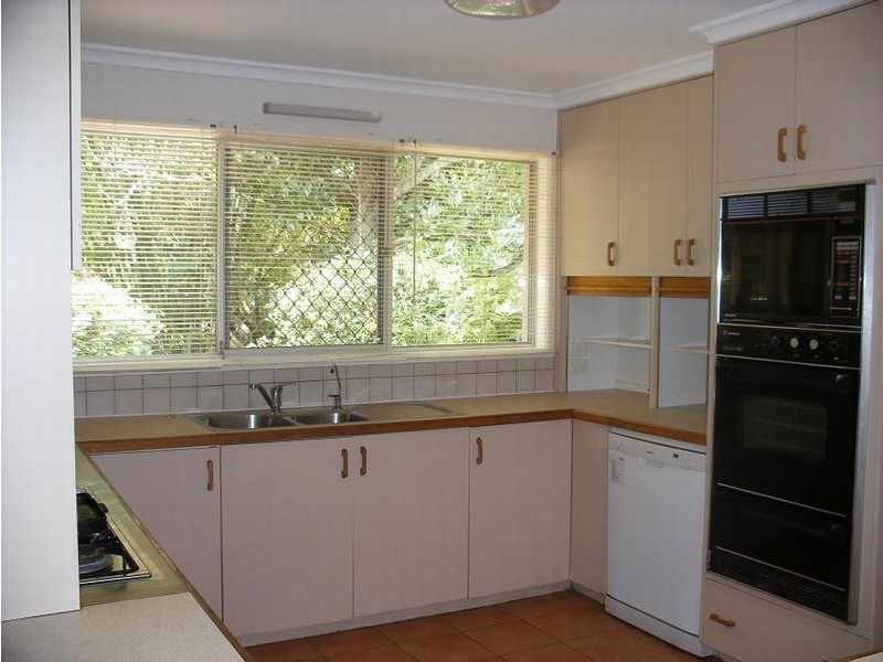 35 Spinkbrae St, Fig Tree Pocket QLD 4069