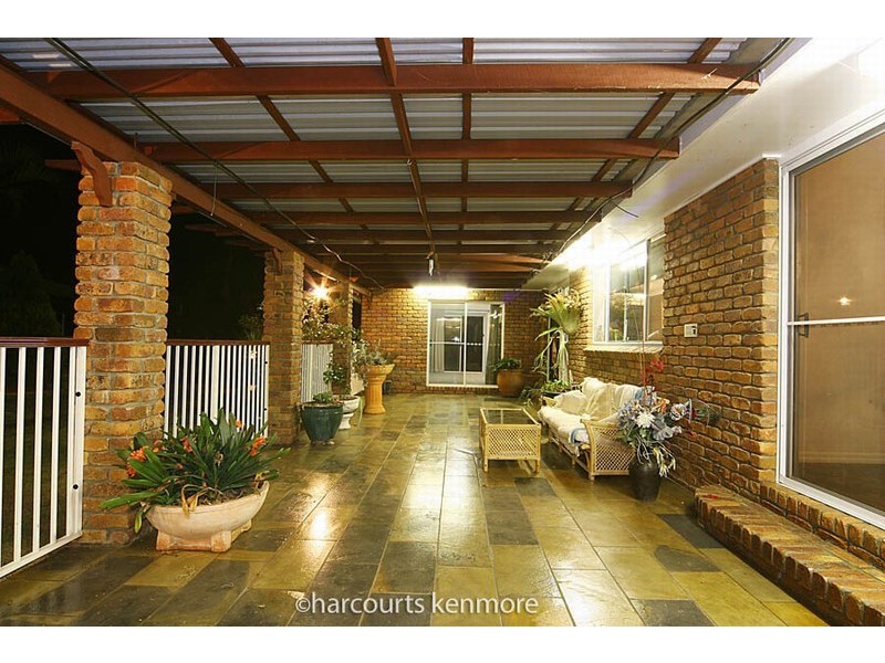 183 Lake Manchester Rd, Mount Crosby QLD 4306