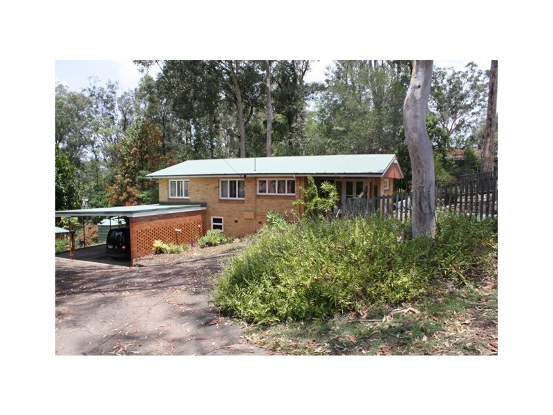 5 Norman Street, Fig Tree Pocket QLD 4069