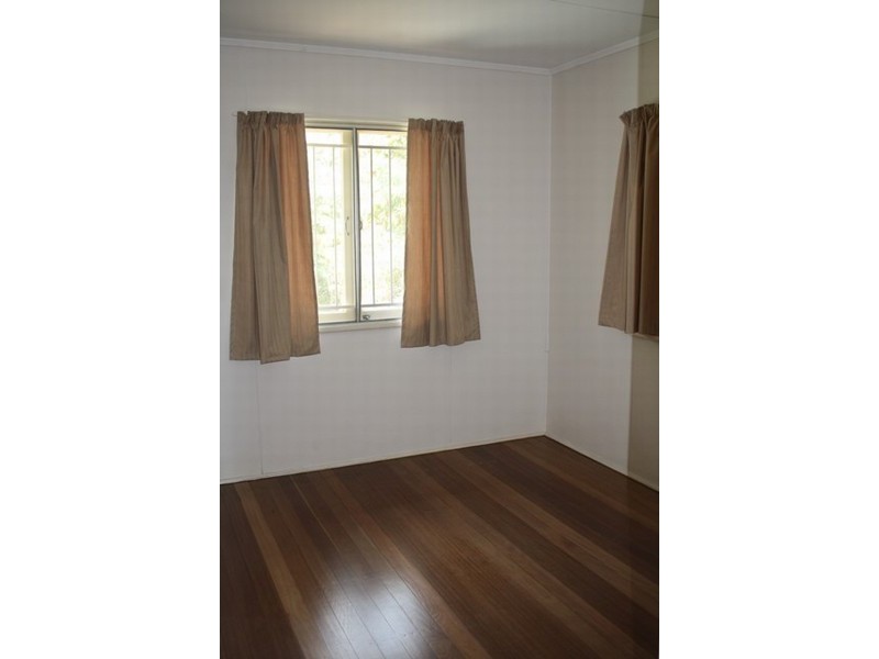 5 Norman Street, Fig Tree Pocket QLD 4069