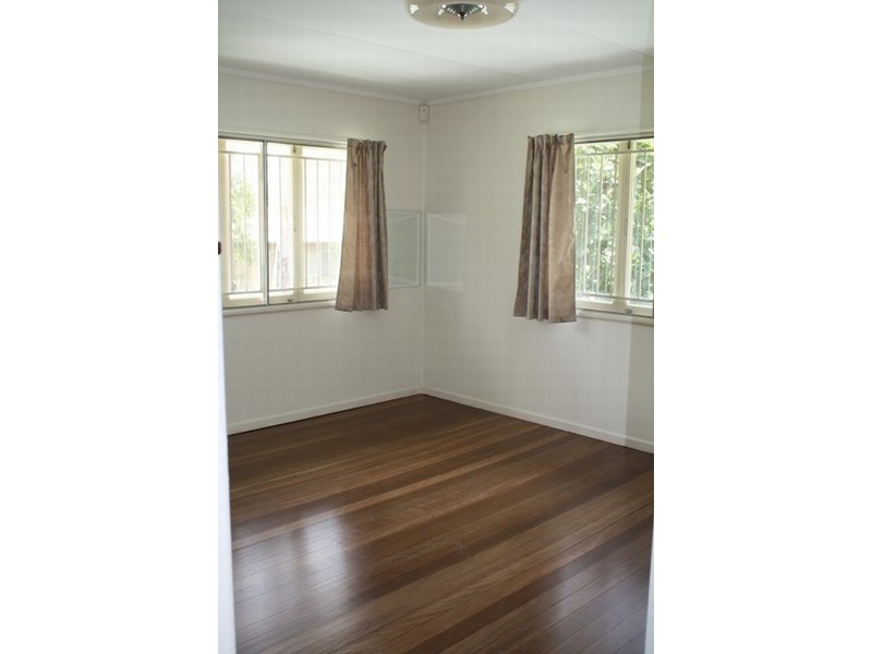 5 Norman Street, Fig Tree Pocket QLD 4069