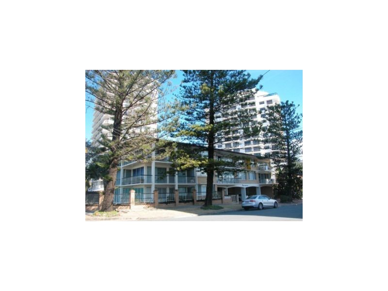 7/2 Britannia Avenue, Broadbeach QLD 4218