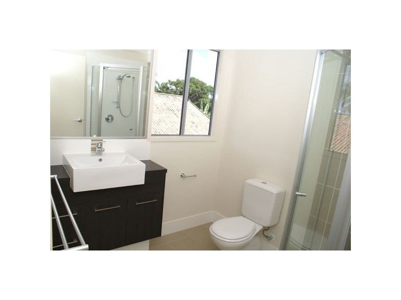 2/135 Johnston Street, Southport QLD 4215