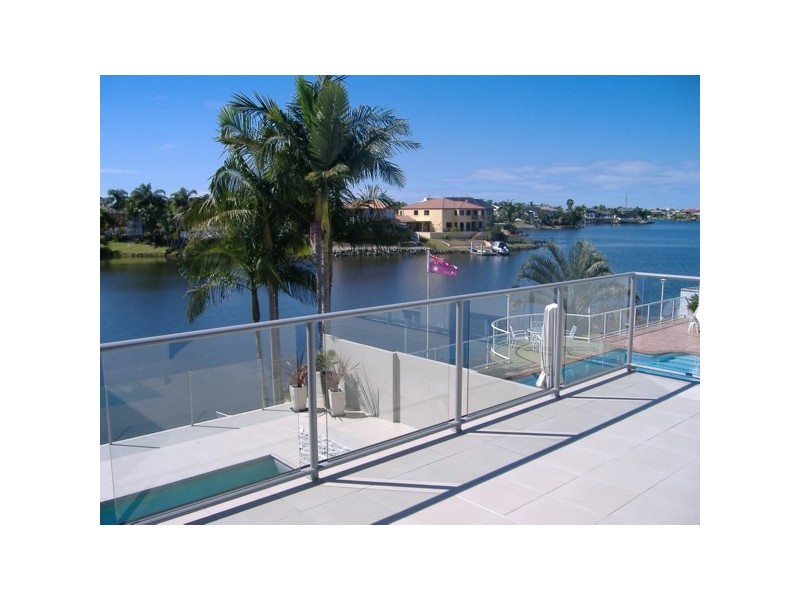 12 Martinique Way, Clear Island Waters QLD 4226