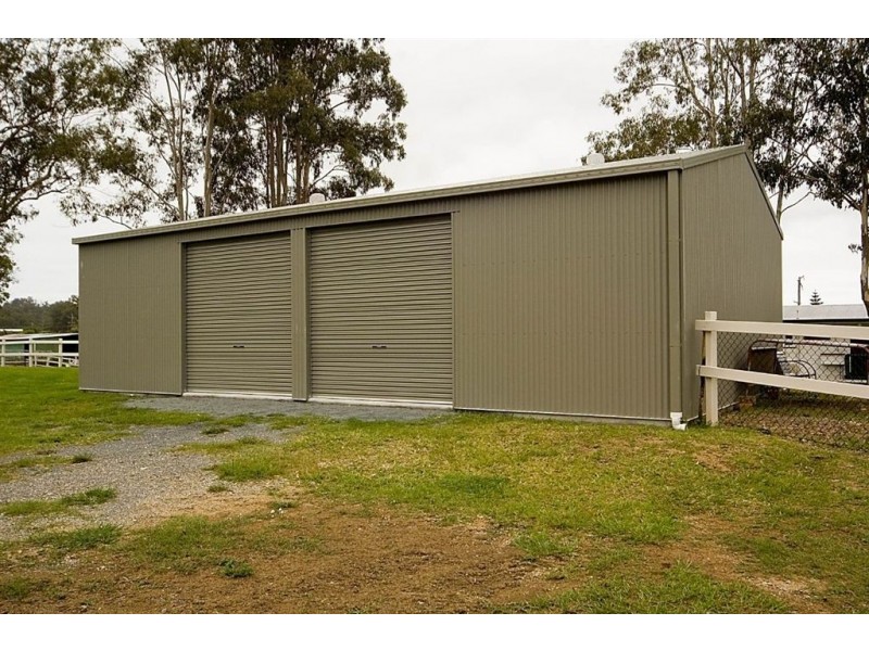 8 Samuel Drive, Tallebudgera QLD 4228