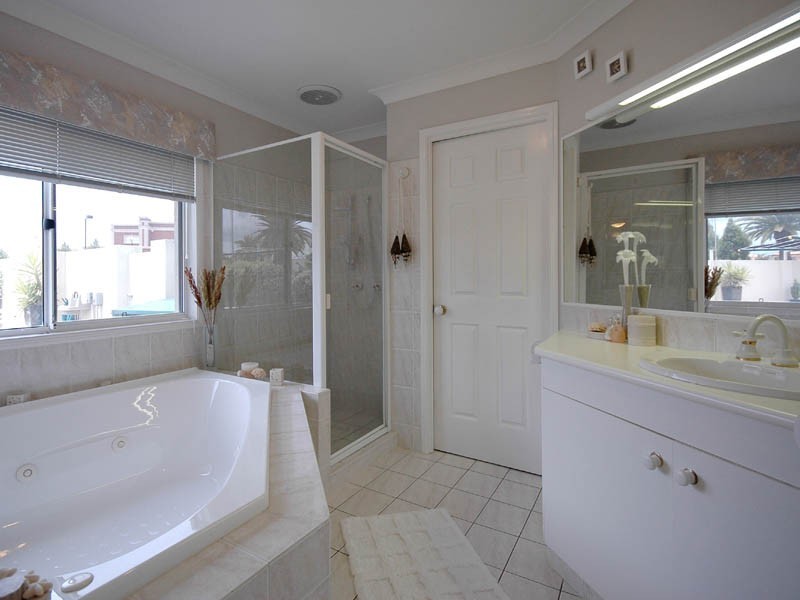 Lot246 RP86075 Bollard Circuit, Clear Island Waters QLD 4226