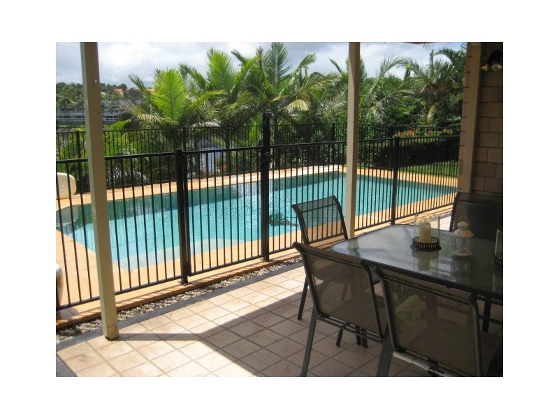 35 Tullamarine Drive, Robina QLD 4226