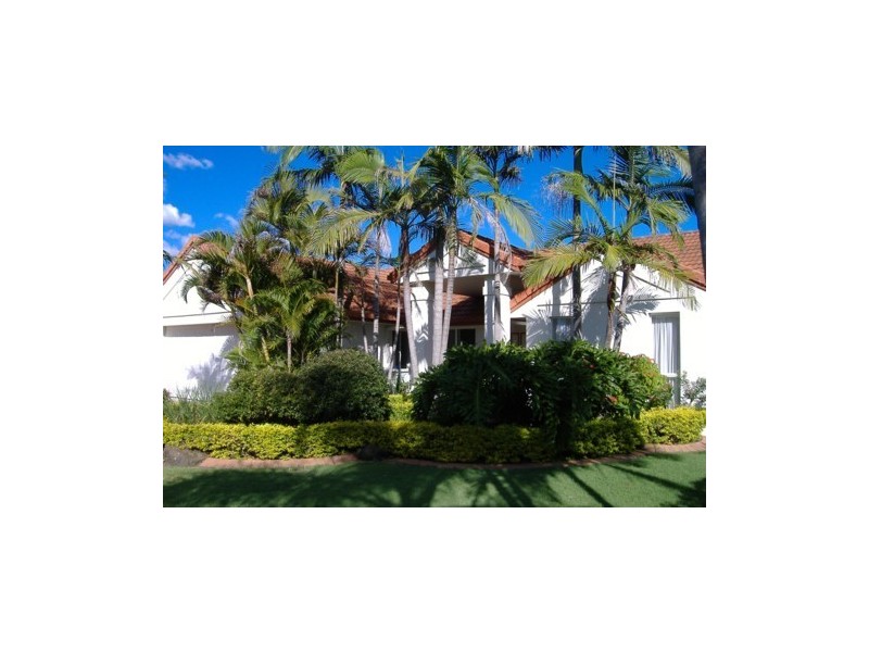 37 Beauty Point Drive, Robina QLD 4226