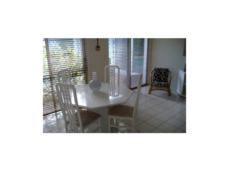 37 Beauty Point Drive, Robina QLD 4226