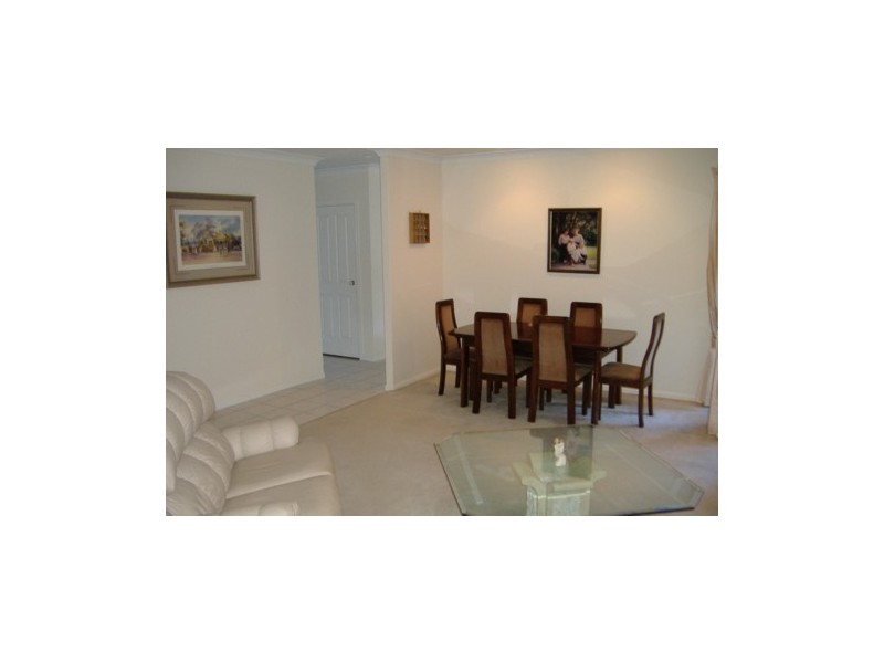 37 Beauty Point Drive, Robina QLD 4226