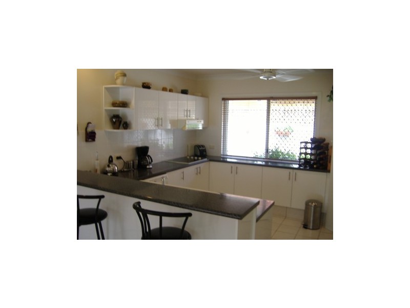 37 Beauty Point Drive, Robina QLD 4226