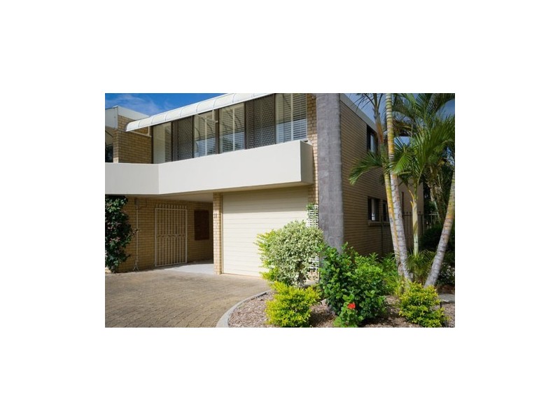 11/50 Hooker Boulevard, Mermaid Waters QLD 4218