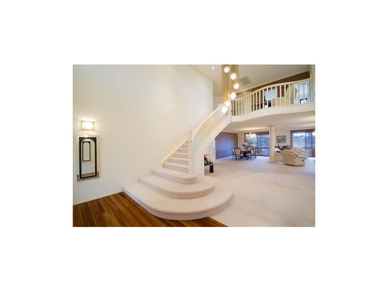 50 Waitomo Street, Broadbeach Waters QLD 4218