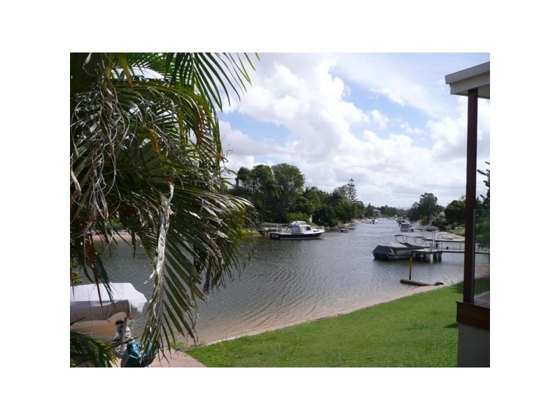 51  RP90789 Lakeside Avenue, Broadbeach Waters QLD 4218