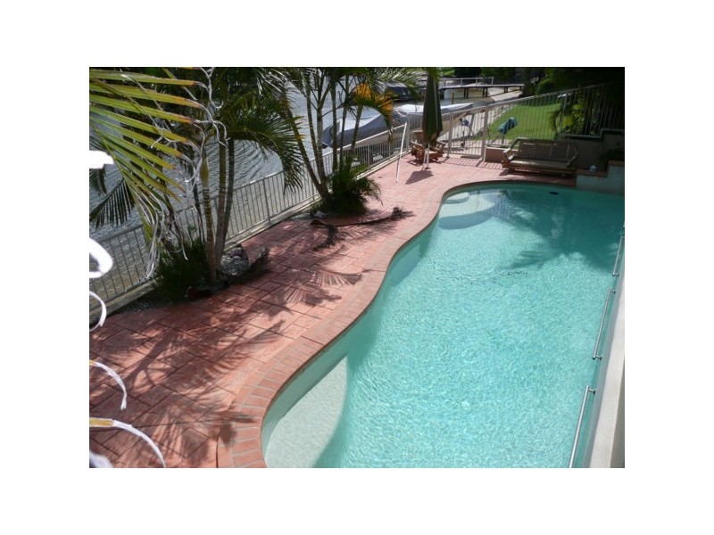 51  RP90789 Lakeside Avenue, Broadbeach Waters QLD 4218