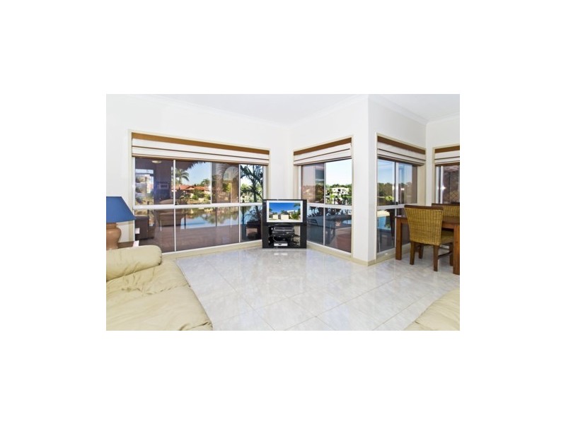 18 Narrabeen Court, Robina QLD 4226